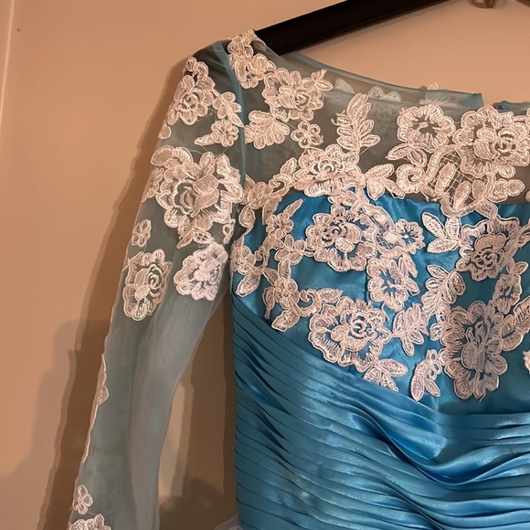 Vintage Prom Dress - Picture 2 of 4